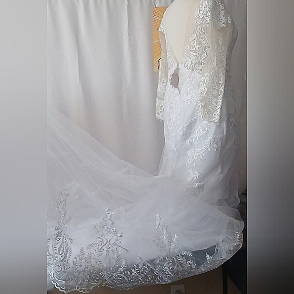 New!!! Tags!! Elegant White Wedding Lace Long Sleeve Dress Sz 18 - Picture 14 of 15